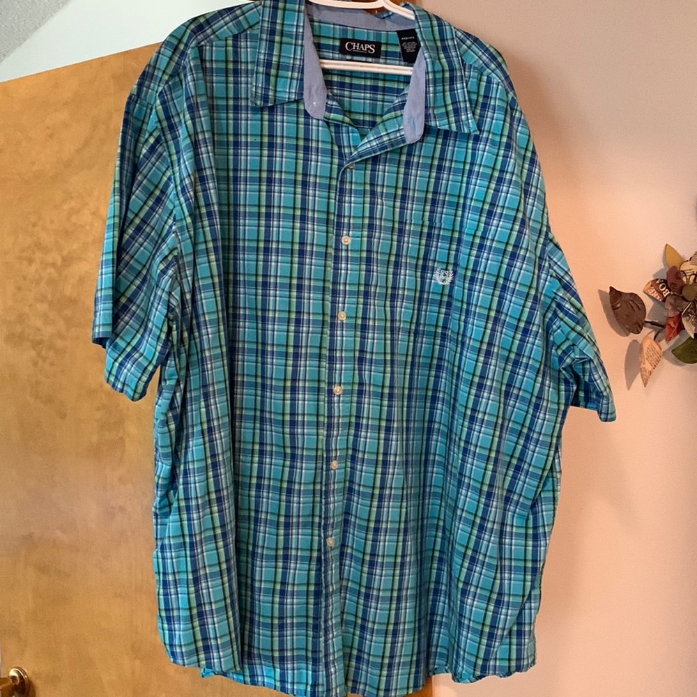 Chaps men’s button up shirt